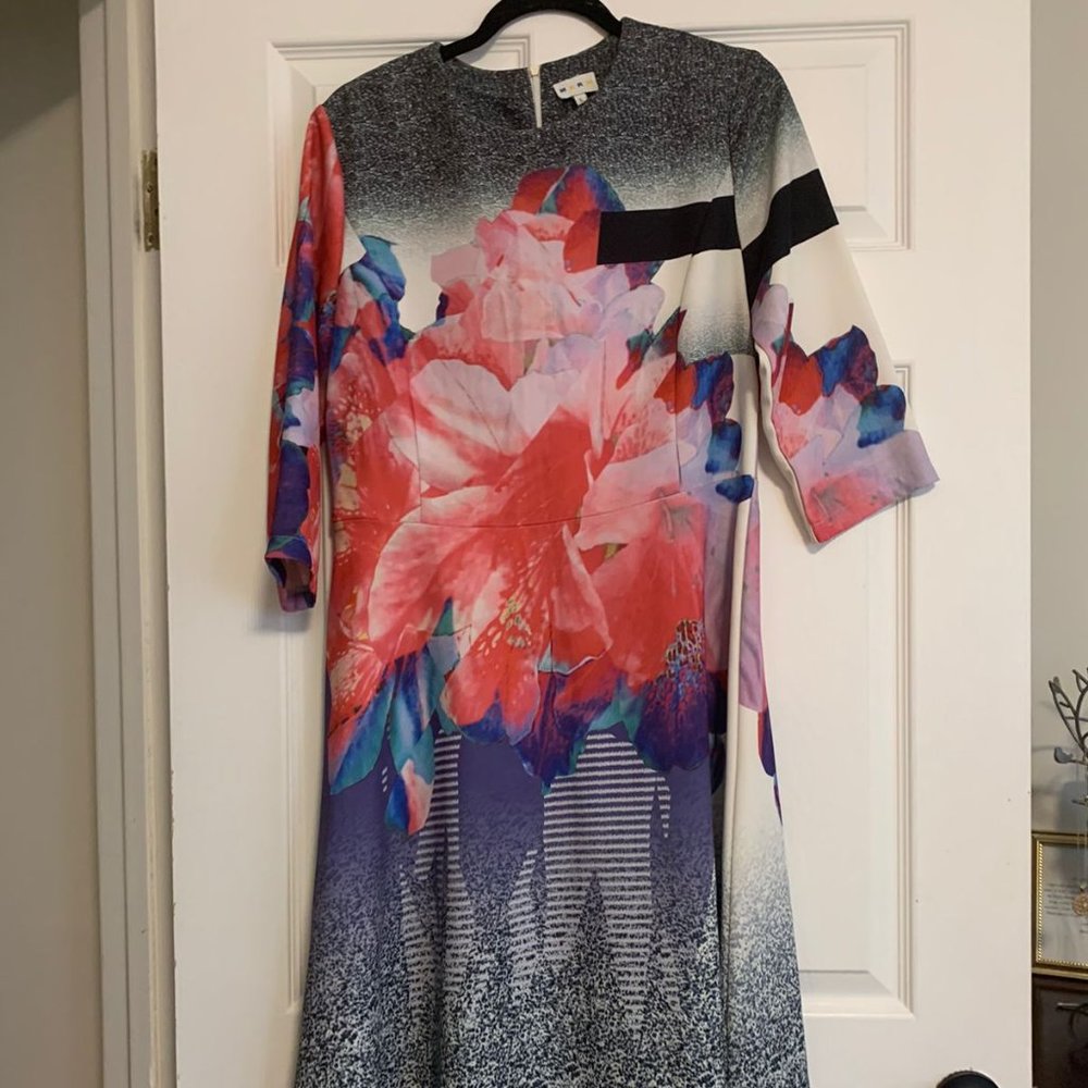 Knee length 3/4 sleeve dress